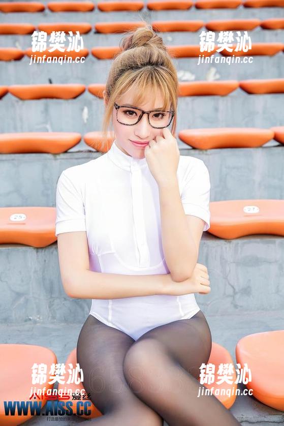 是爱丝的高清美图，还是春雨如油的真实写照？看完这组你不要误会哦！