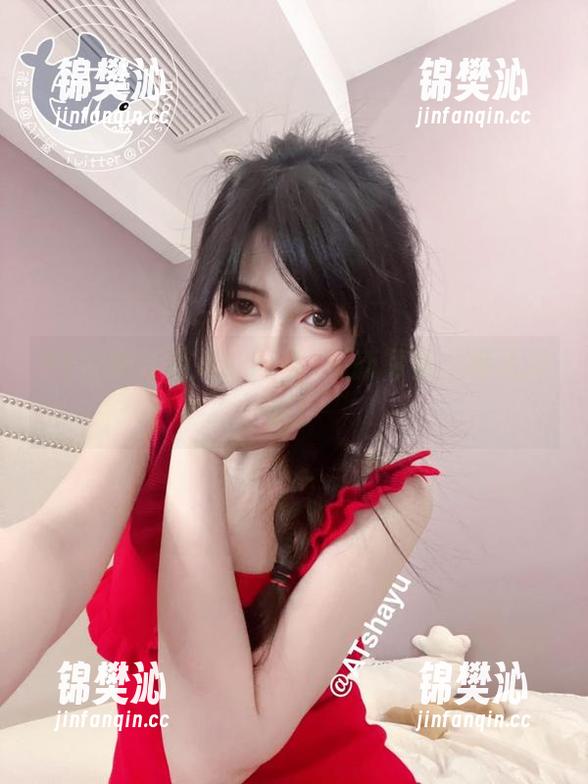 AT鲨的新游戏：短裤+最新写真，绝无冷场！