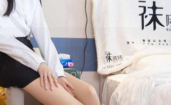 BoBoSocks袜啵啵 - 糯米私房里的瑜伽裤,裤里丝在光影中若隐若现……