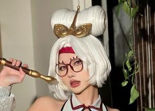 说说Choi Ji Yun的网袜：一包诸多奇思妙想的cos