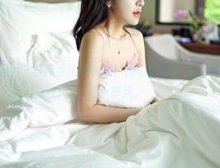 Feilin嗲囡囡 - 李筱乔jo的女孩，她们在图库里张扬得恰到好处，像一阵风。