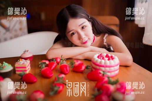 GIRLT果团网 - 周晓唯的“圣诞”写真集：高清到我想把电脑吃掉