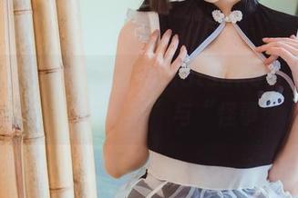 吉他妹妹2.0图包,让Natsuko夏夏子教你认识“音乐”与“怪事”