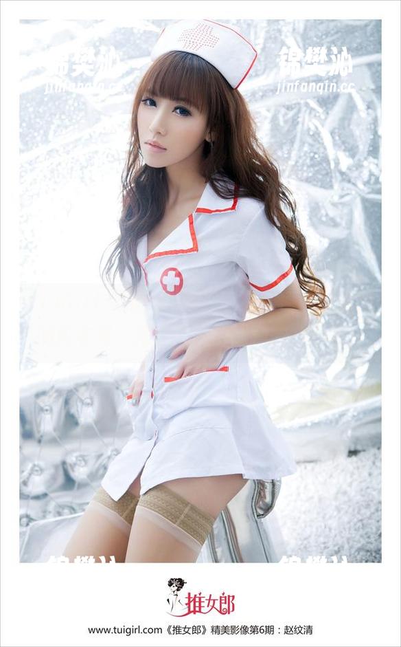 TuiGirl - 放大！这是下载的原图，易阳的内衣照，摆脱不掉的那种微妙美感。