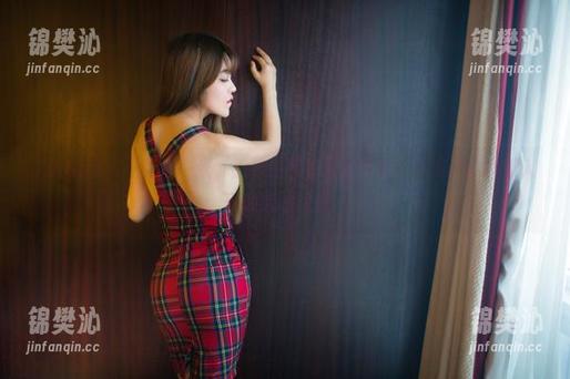 TuiGirl - 一张接一张，王馨瑶黑丝最新图集，让我不小心吸入了颜值的浓烟。