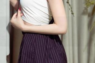 UGirls尤果网 - 最新写真集来了!金baby的长腿简直成了我的心头好!