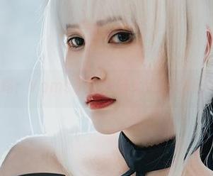 不走寻常路：Vams子带来修女定制的图片新奇体验