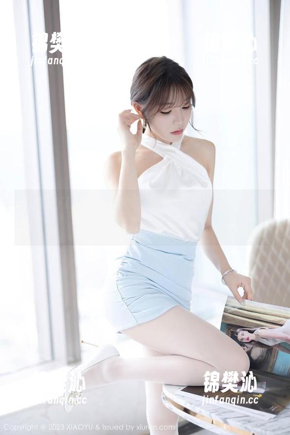 XIAOYU语画界 - 作品接招！林星阑摇曳红裙，免费不说多！