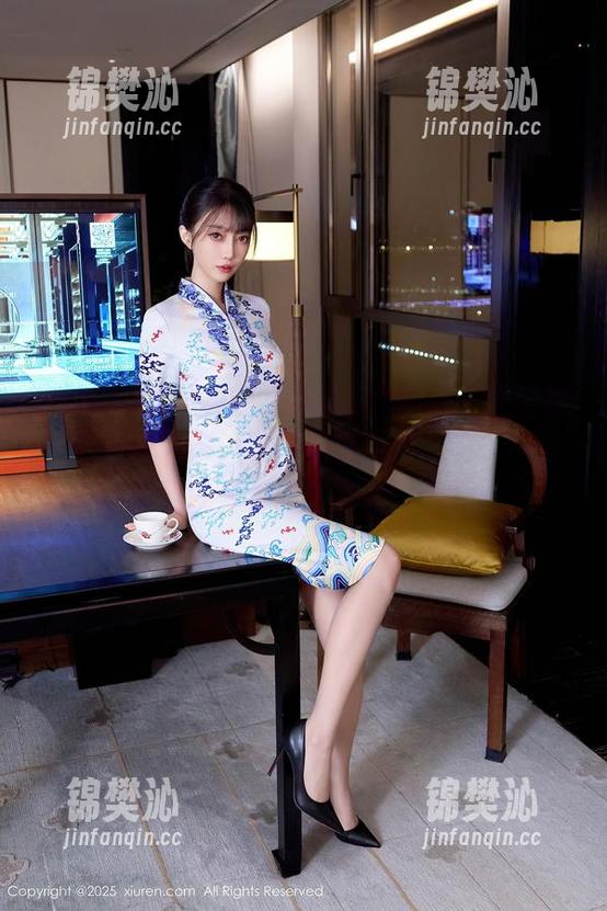 Xiuren秀人网 - Mieko林美惠子的私房图包实在太有趣了，这套装可是穿了一次就被我抛弃的“干货”啊！