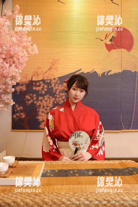 Xiuren秀人网 - 免费领取黑麦子的黑丝原图——仿佛在看一场微妙的风暴。