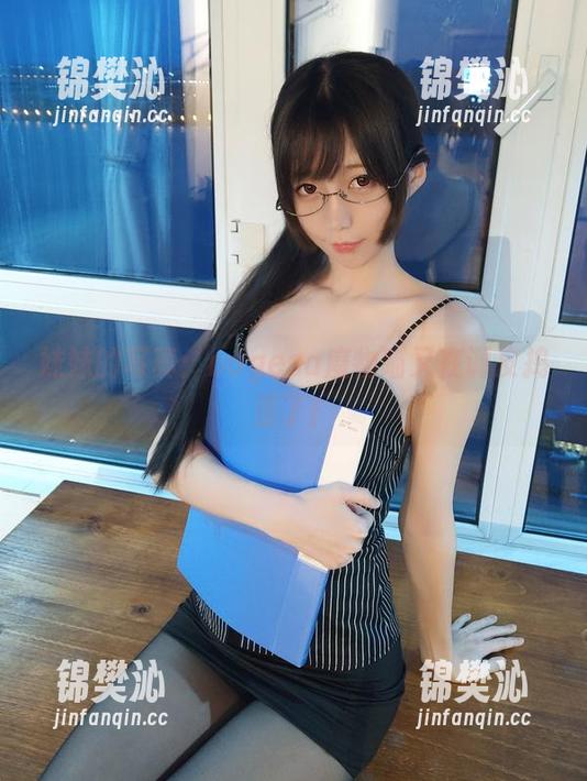 nagesa魔物喵 妹妹的写真:nagesa魔物喵又在调皮捣蛋了!