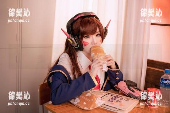 除了那张sally多啦雪的紫叶WhatisLove，网盘里还有啥好看的？