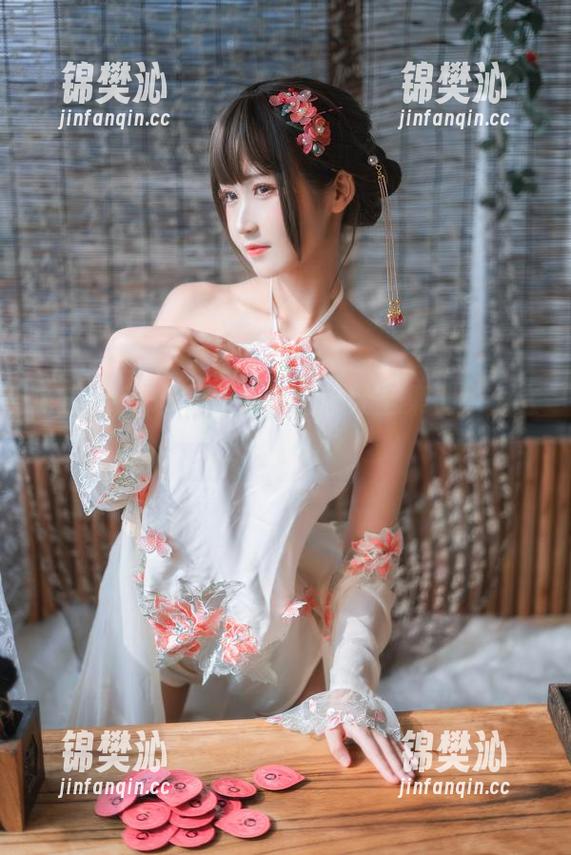 三度69 听说三度69的修女系列已经全集上线,这受洗过吗?