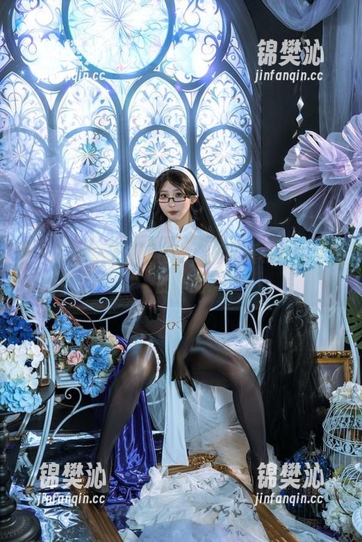 每个人都想要这种福利，云溪溪和浅蓝内衣的作品