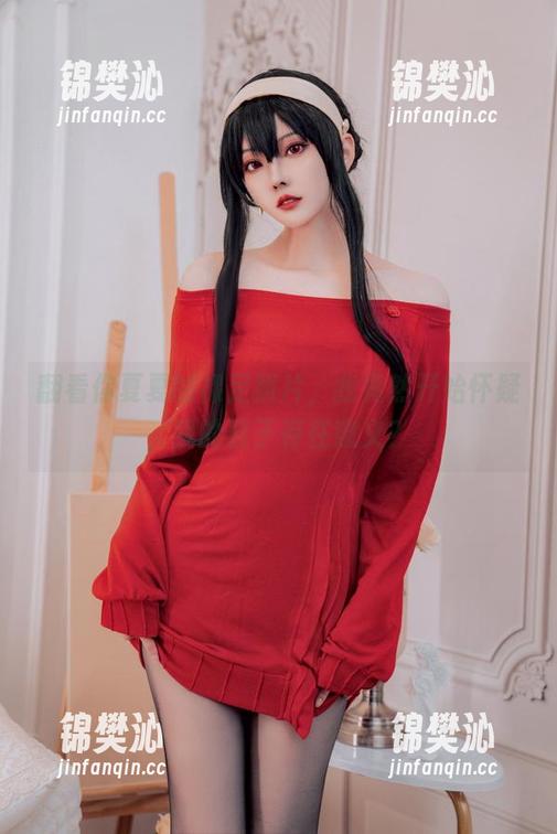 翻看你夏夏的裸足照片，我竟然开始怀疑，我的鞋子存在意义？