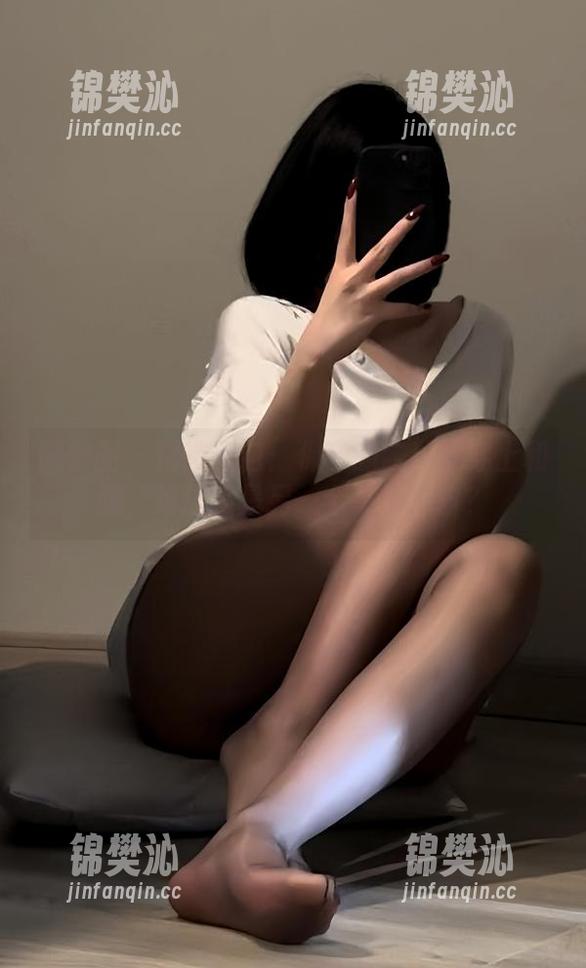 微密圈 - 精选图包：保守的二舅妈穿上和服，难道不是另一个平行宇宙？