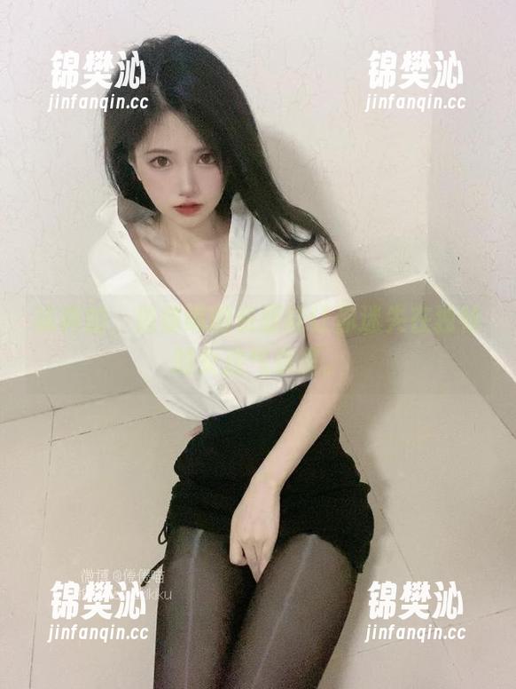 说真的，倦倦喵的资源能让你迷失在独特的女孩气息里。
