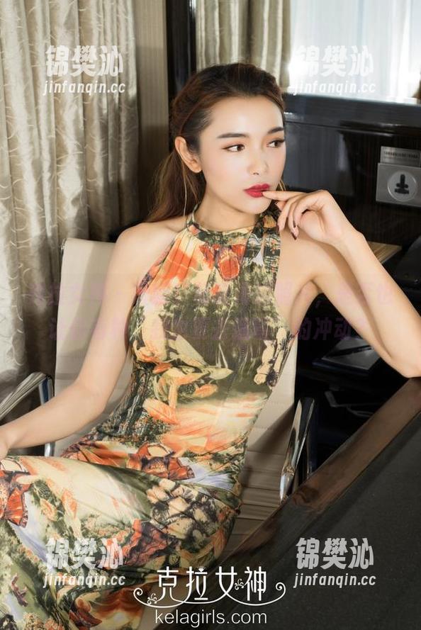 克拉女神 - 最新！杨暖海边照片，是否也让你有种“我也要去遛弯”的冲动？