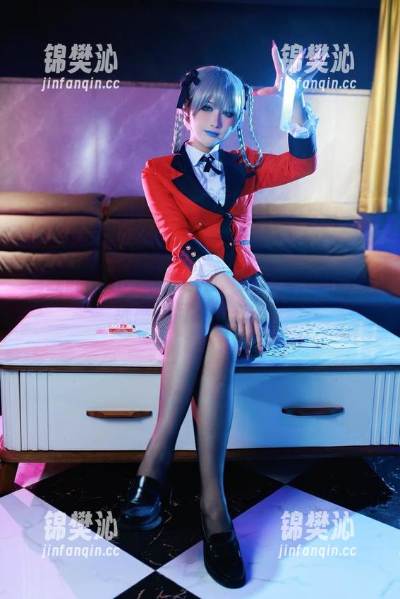 兔胖胖min 兔胖胖min带来的原图,里诺兔女郎的壁纸感如何不被忽视?