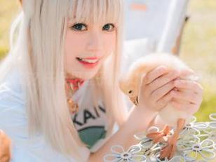 谁说黄豆粉只能吃？千反田鹿子教你福利写真也能玩出新花样！