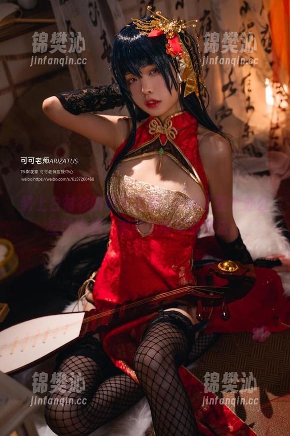 骑上白衬衫的可可老师，cos了整个办公室的心思，附带自带勾引魔法。