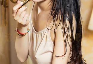 头条女神 - 泳衣与神琦泽步,来一起分享这些不务正业的美图吧!