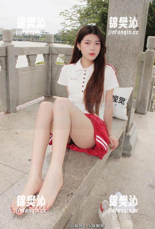 小众视觉 - 更新：艾迪美腿写真集，引人遐想的另一种美