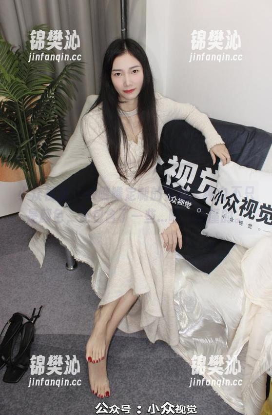 小众视觉 - 来瞧瞧定制的雪糕，纯白不只是颜色，还包含了一些...呃，你懂的。