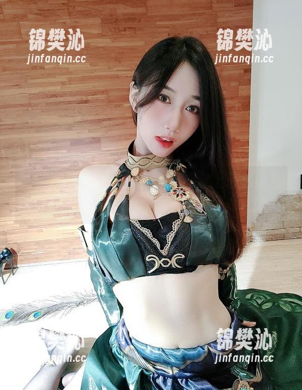 微密圈 - 这次的小玉吃果冻穿上那么紫色的衣服，美图看得我眼睛都有点花。