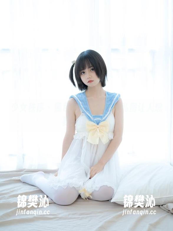 少女秩序 - 黑色之下，小满的私房让人想要一探究竟？