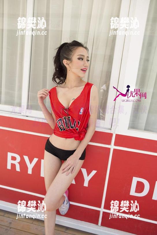 尤果网 - 含含水手服私房好戏合集，赶快打破沉默变身“海盗”吧！