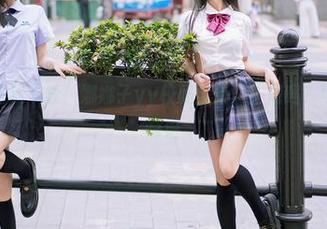尤蜜荟 - 轻松下载!娜娜子yy校服全集,正规吗?可能有点不靠谱
