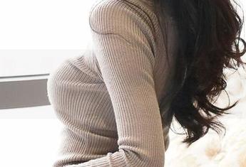 推女神 - 偶然翻到戴唯一的高清写真，女孩气质一览无遗