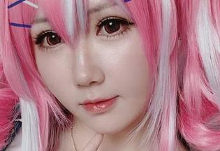 在精灵村里，体会是本末末的壁纸沉醉