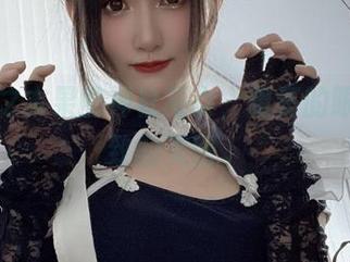 看！木之本果的神社巫女，明亮的眼神和精致的美图。