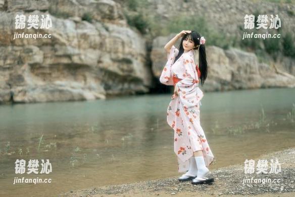 一份桜井宁宁的白丝图册——当一天的忧愁在白丝中消散，好像是破冰的水滴向我汇聚而来……