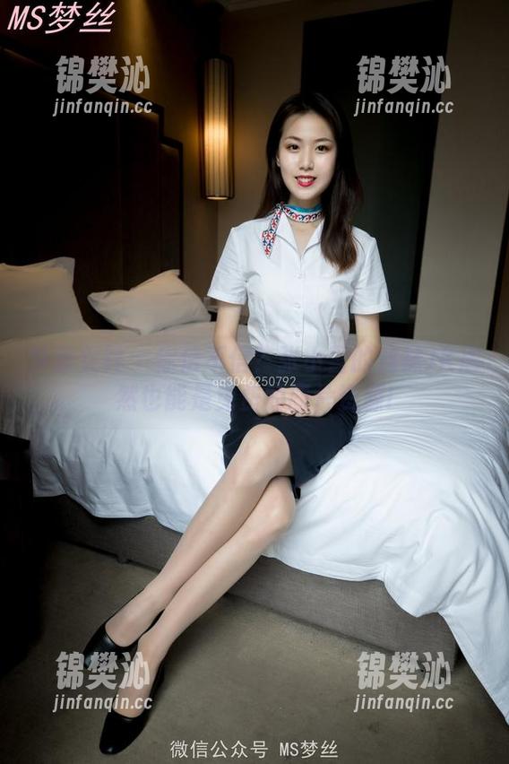 梦丝女神 - 你信不信？张小雪的丝袜JK居然也能是免费的图片资源!