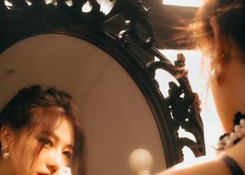女仆图包，让你对樱晚gigi的印象越来越复杂——既想要又害怕。
