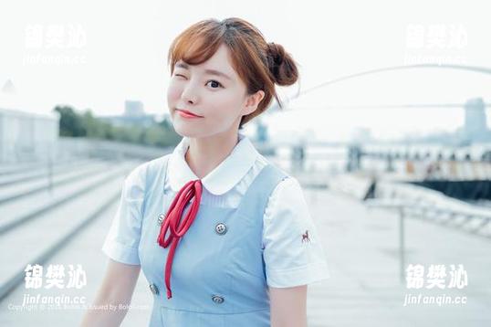 波萝社 - Cheryl青树的美足사진下载前的重点提醒：光看可不行，要真心爱！