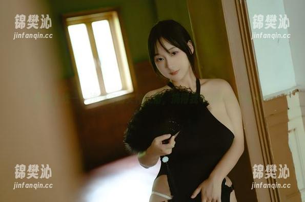 图集上线——浅安安的女神风情，搞得我每天都在照镜子！