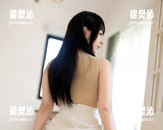 浅安安的运动私拍：误打误撞的瑜伽一击！