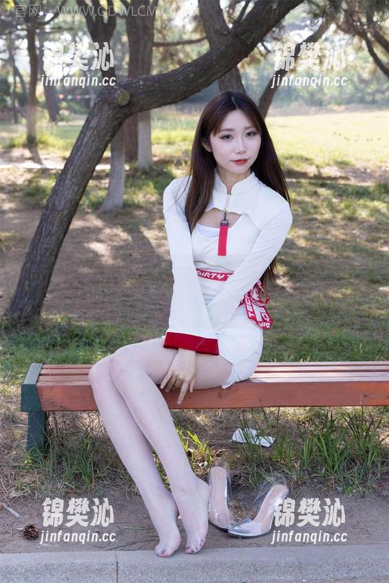 物恋传媒 - 菲菲，和花儿过不去-精选美图合集