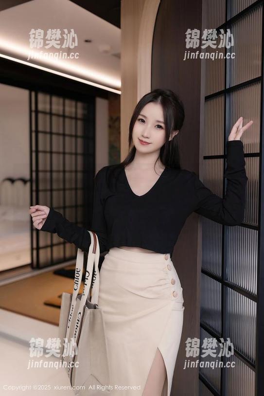 秀人网 - 免费图片：当Cris_卓娅祺化身厨房女神，厨房里难道隐藏着超过菜谱的欢乐？