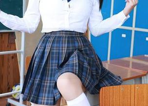 秀人网 - 看！刘婷婷的天台写真，完全不被“圣光”限制的小宇宙