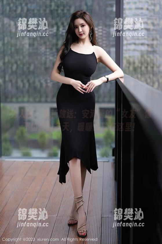 秀人网 - 最新放送：安沛蕾的“女友”像不怕冷的冬天，暖暖的就在这里！