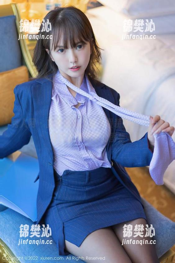 秀人网 - 安然在私人秘书假装工作，手里却只拿着咖啡的图集