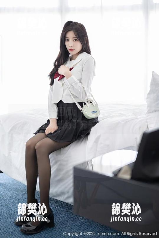 秀人网 - 作品回顾：小樱花baby的脚，真让我想到了完美的长裙…