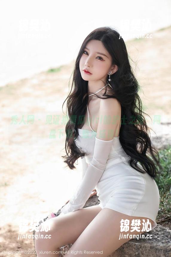 秀人网 - 见证拍黄瓜girl的护士之路：网盘下载，意外成真！