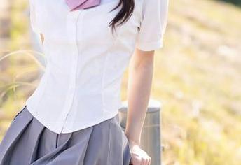 秀人网 - 只服白洁Bessie的JK,今年最值得下载的写真,求别说太多。