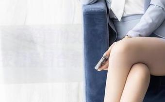 秀人网 - 不经意的女人味,萝莉悠悠酱的连衣裙套图合集,值得慢慢翻阅